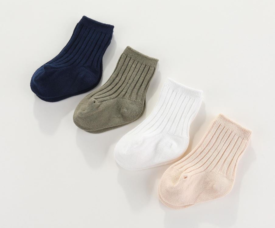 Crew ribbed socks